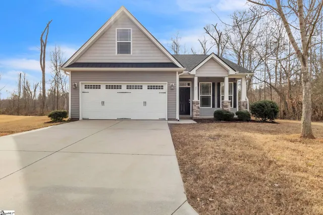$319,900 | 27 Collins Mills Court, Simpsonville, SC 29681