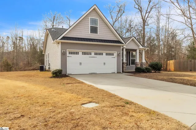 $319,900 | 27 Collins Mills Court, Simpsonville, SC 29681