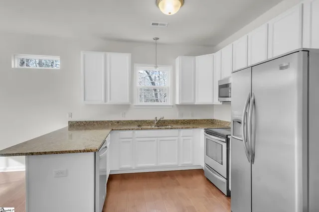 $319,900 | 27 Collins Mills Court, Simpsonville, SC 29681