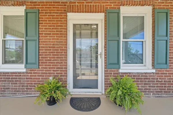 $210,000 | 1627 Mercer Avenue Northwest, Roanoke, VA 24017