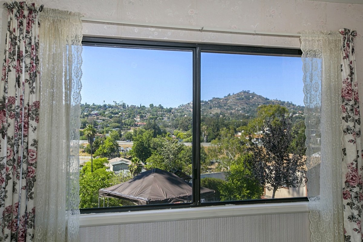 9578 Summerfield Street Spring Valley, CA 91977 - Photo 20 of 25 Gallery Image 20