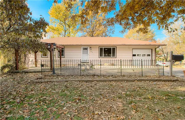 $270,000 | 13808 Norby Road, Grandview, MO 64030