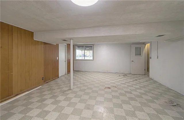 $270,000 | 13808 Norby Road, Grandview, MO 64030