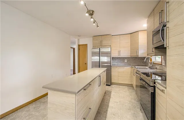 $270,000 | 13808 Norby Road, Grandview, MO 64030