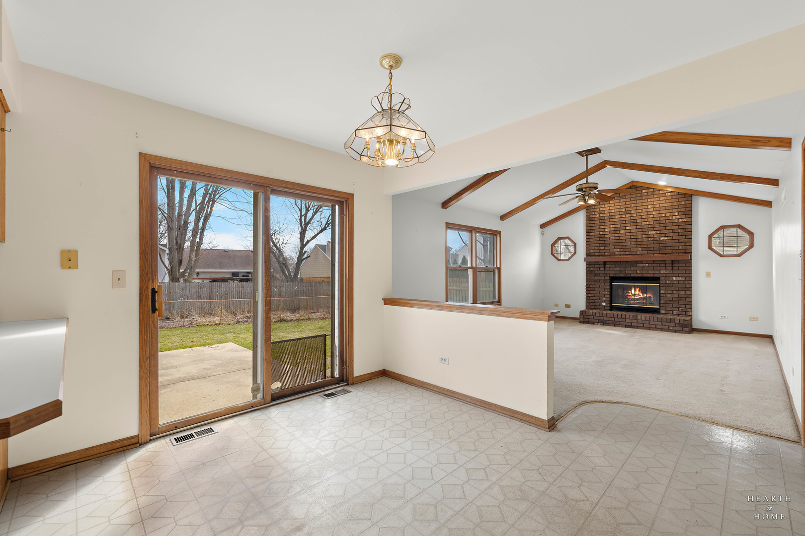 2176 Jordan Lane Elgin, IL 60123 - Photo 20 of 40