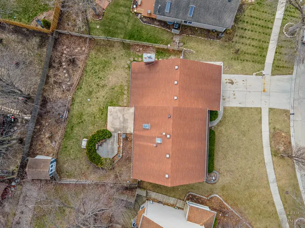 a house view with a outdoor space
