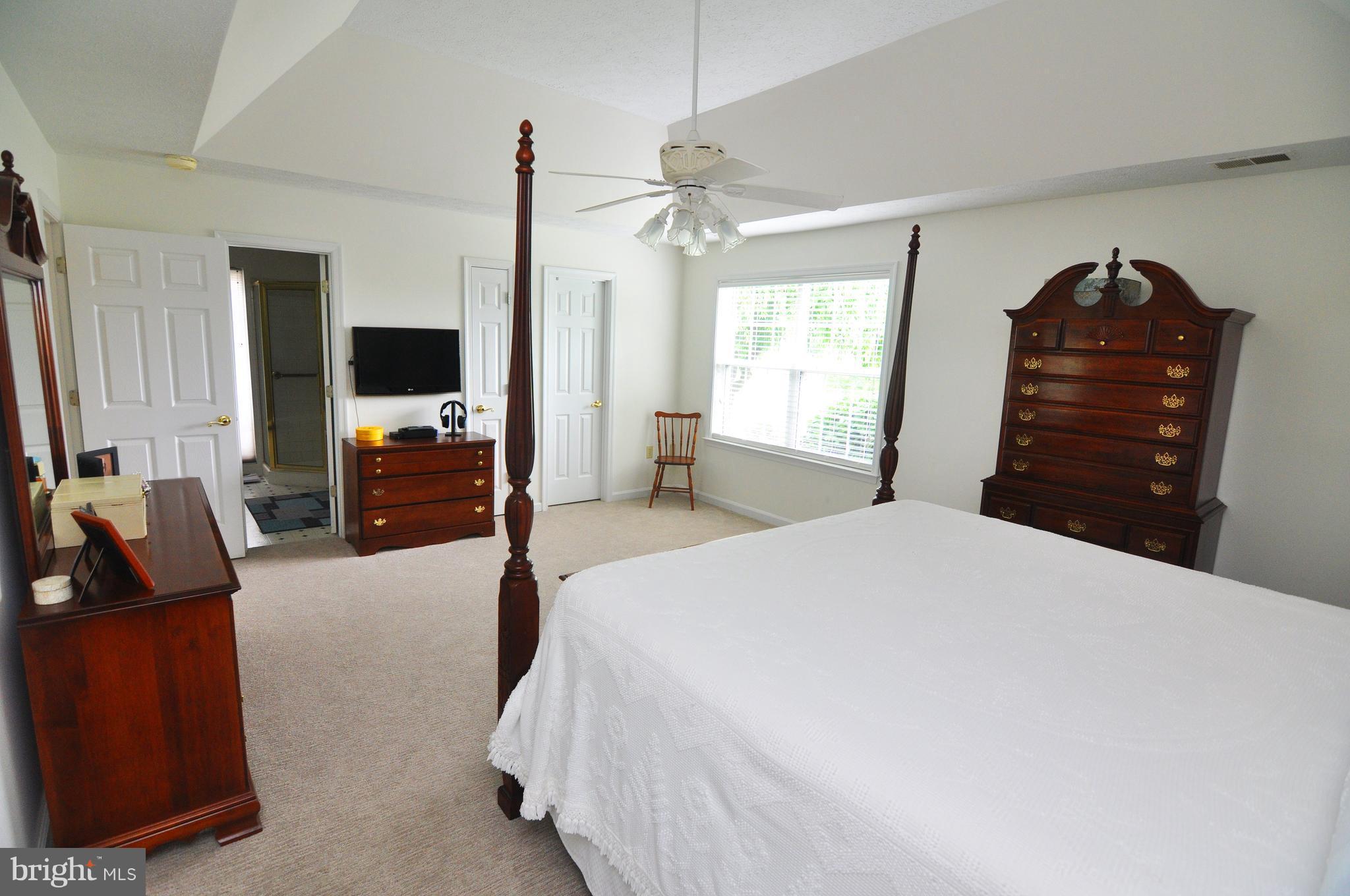 202 Canyon Road Winchester, VA 22602 - Photo 18 of 30 Master bedroom
