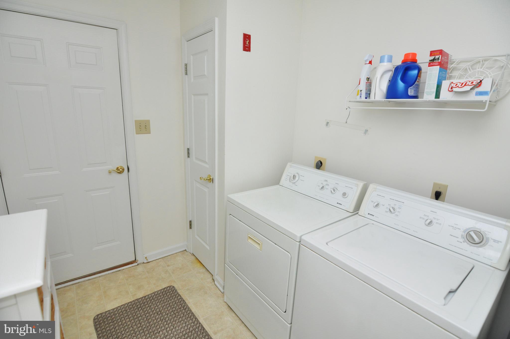 202 Canyon Road Winchester, VA 22602 - Photo 25 of 30 Laundry room