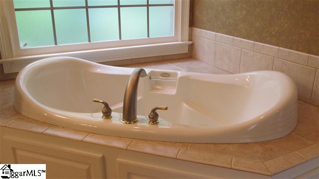 32 Sycamore Ridge Drive Simpsonville, SC 29681 - Photo 14 of 25 Gallery Image 14