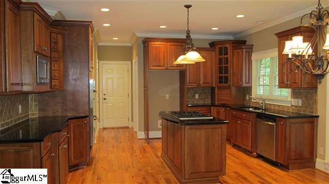32 Sycamore Ridge Drive Simpsonville, SC 29681 - Photo 8 of 25 Gallery Image 8