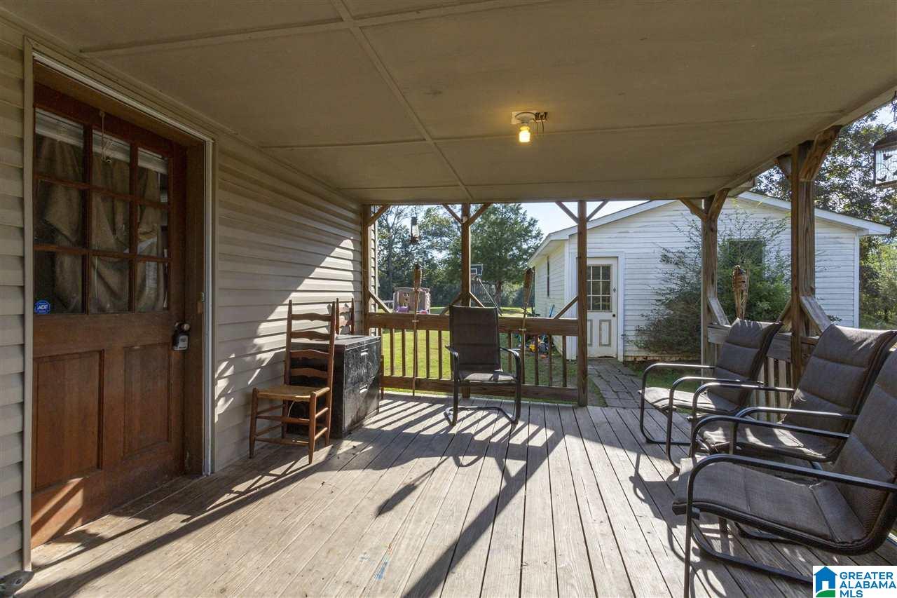 307 Wooten Road Alabaster, AL 35007 - Photo 4 of 33