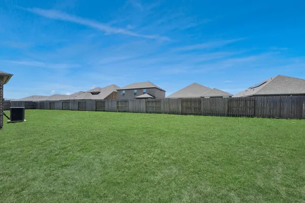 $2,500 | 3113 Foresail Lane, Santa Fe, TX 77510
