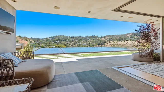 $26,999 | 7551 Hermes Drive, Los Angeles, CA 90046