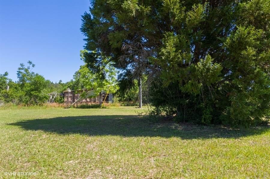 5050 Gilmore Road Holt, FL 32564 - Photo 11 of 36