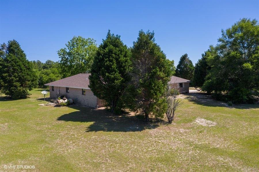 5050 Gilmore Road Holt, FL 32564 - Photo 8 of 36