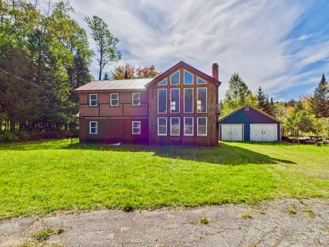 $215,000 | 1354 Main Street, Pittsburg, NH 03592