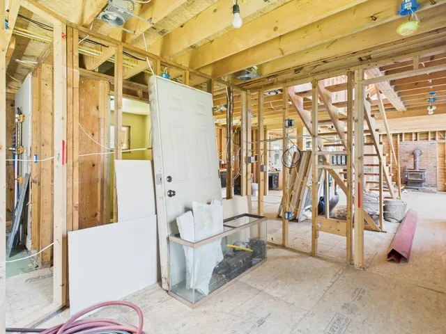 $215,000 | 1354 Main Street, Pittsburg, NH 03592