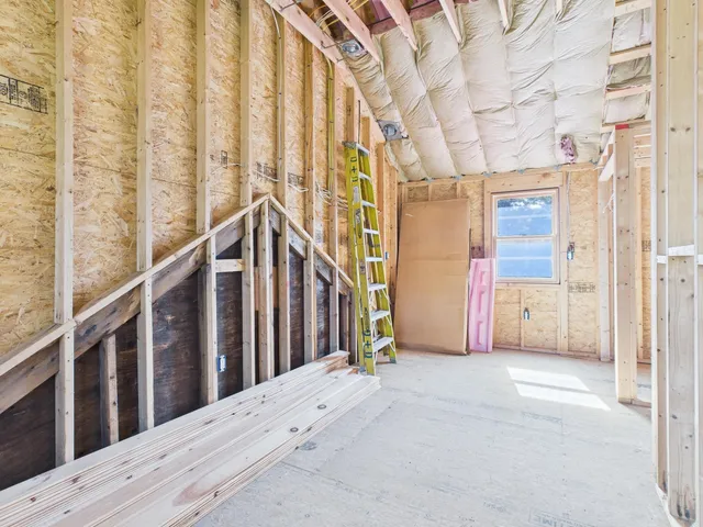 $215,000 | 1354 Main Street, Pittsburg, NH 03592