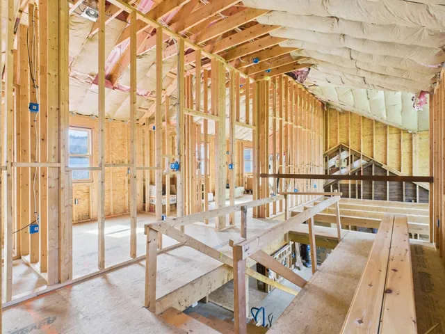 $215,000 | 1354 Main Street, Pittsburg, NH 03592