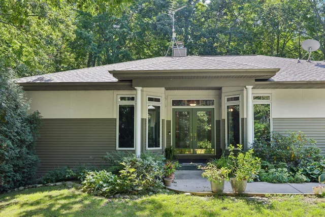 $525,000 | N1472 Welsh Road, Watertown, WI 53098