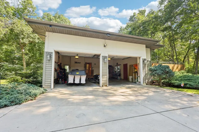 $525,000 | N1472 Welsh Road, Watertown, WI 53098