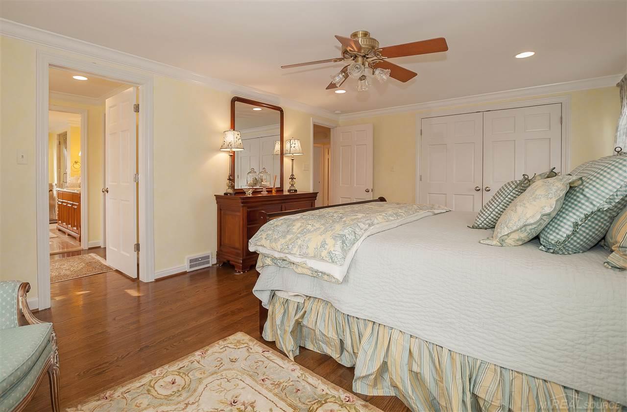 1652 Hawthorne Road Grosse Pointe Woods, MI 48236 - Photo 28 of 55