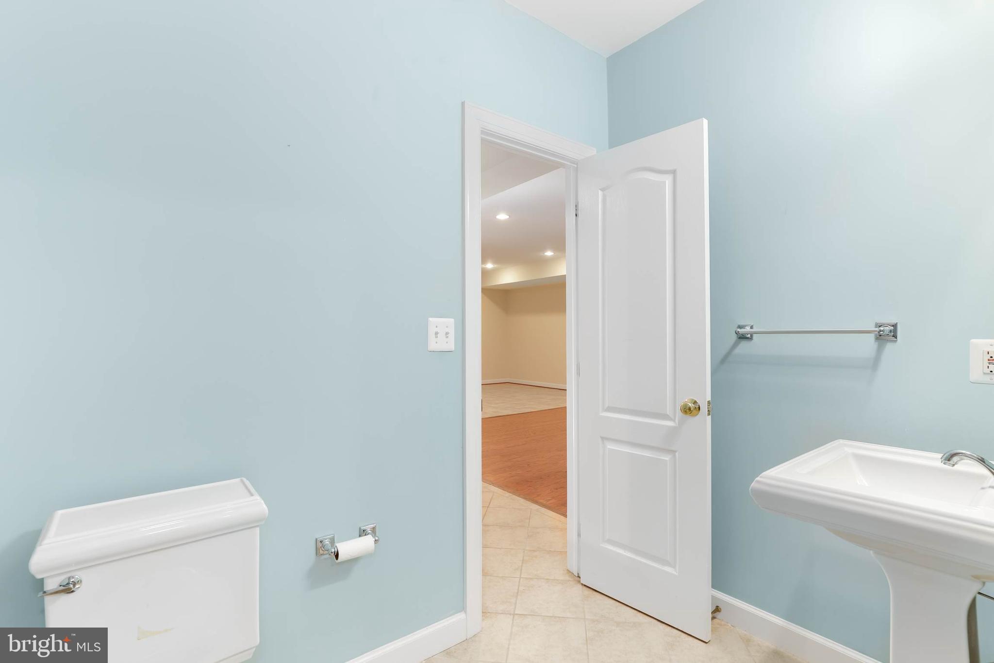 2225 Terra Ridge Drive Vienna, VA 22181 - Photo 47 of 76