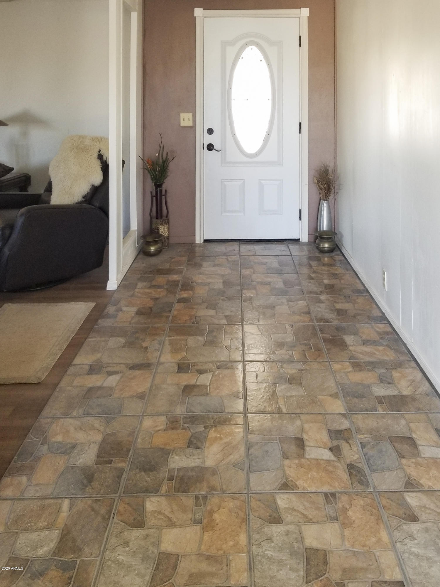 14230 Padres Road Arizona City, AZ 85123 - Photo 3 of 24 Front Entry New Tile