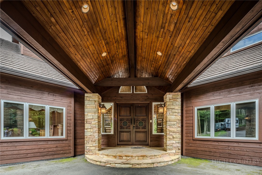 331 Branch Water Run Linville, NC 28646 - Photo 6 of 50