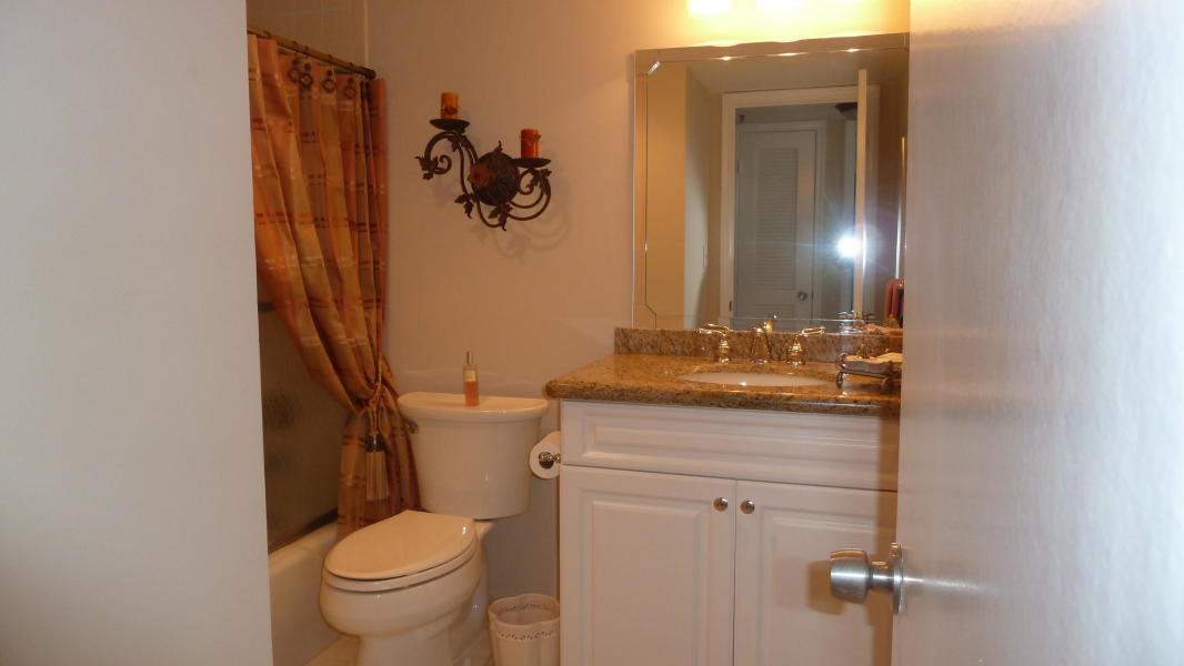 1841 Bridgewood Drive, Unit 1841 Boca Raton, FL 33434 - Photo 15 of 68 20191122141439775059000000-o