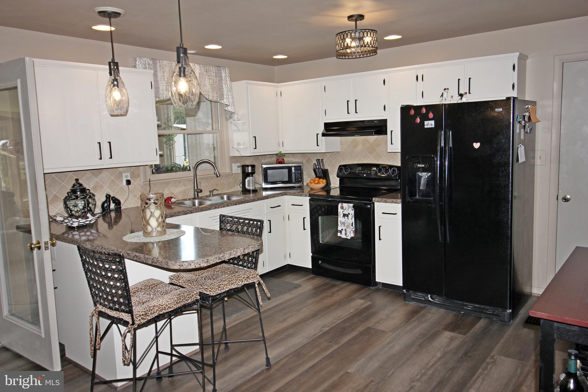 22 Farm Lane Lititz, PA 17543 - Photo 8 of 38