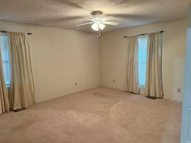 $226,500 | 1101 Carnaby East, Bloomington, IN 47401