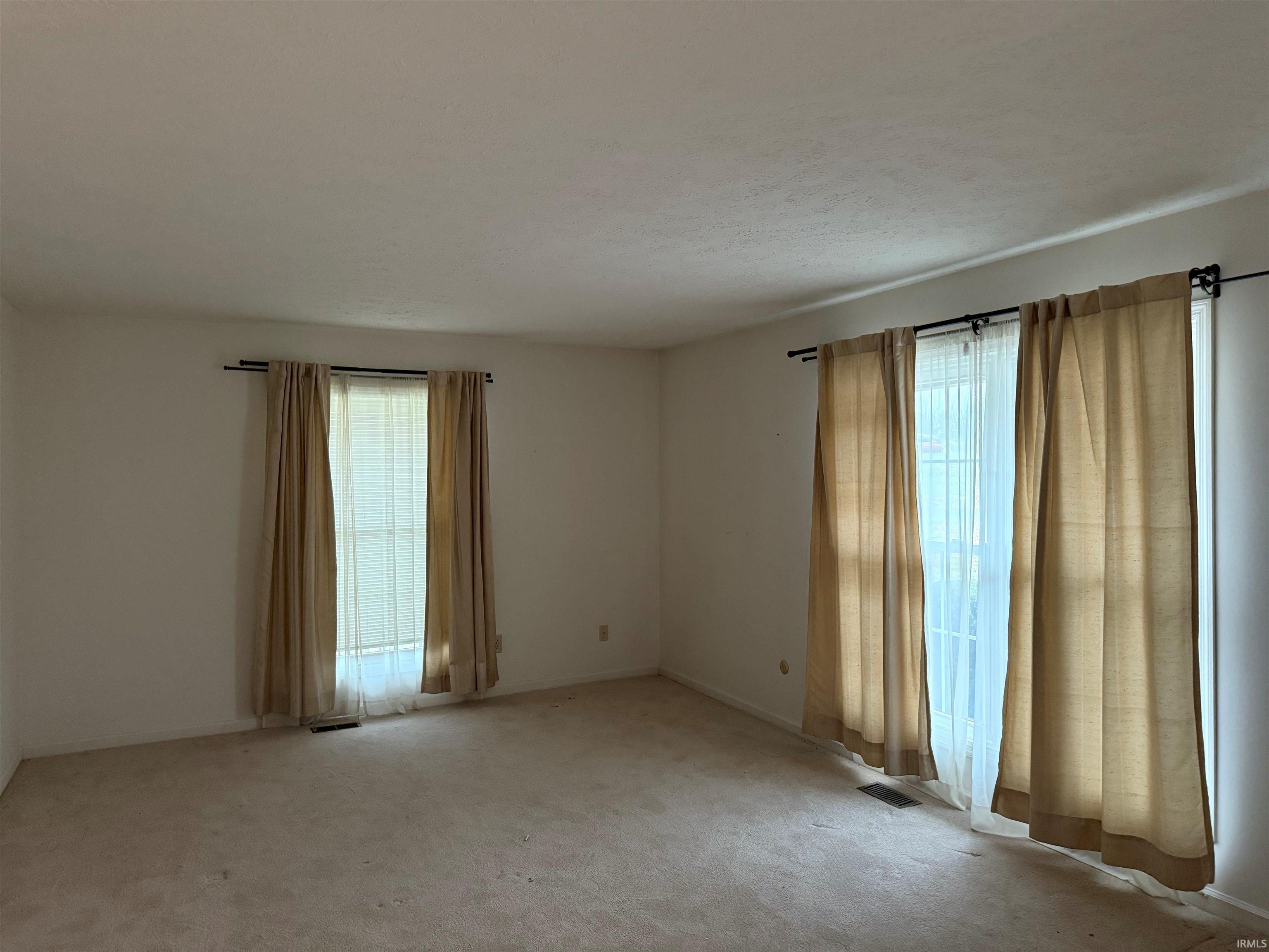 1101 Carnaby East Bloomington, IN 47401 - Photo 6 of 27