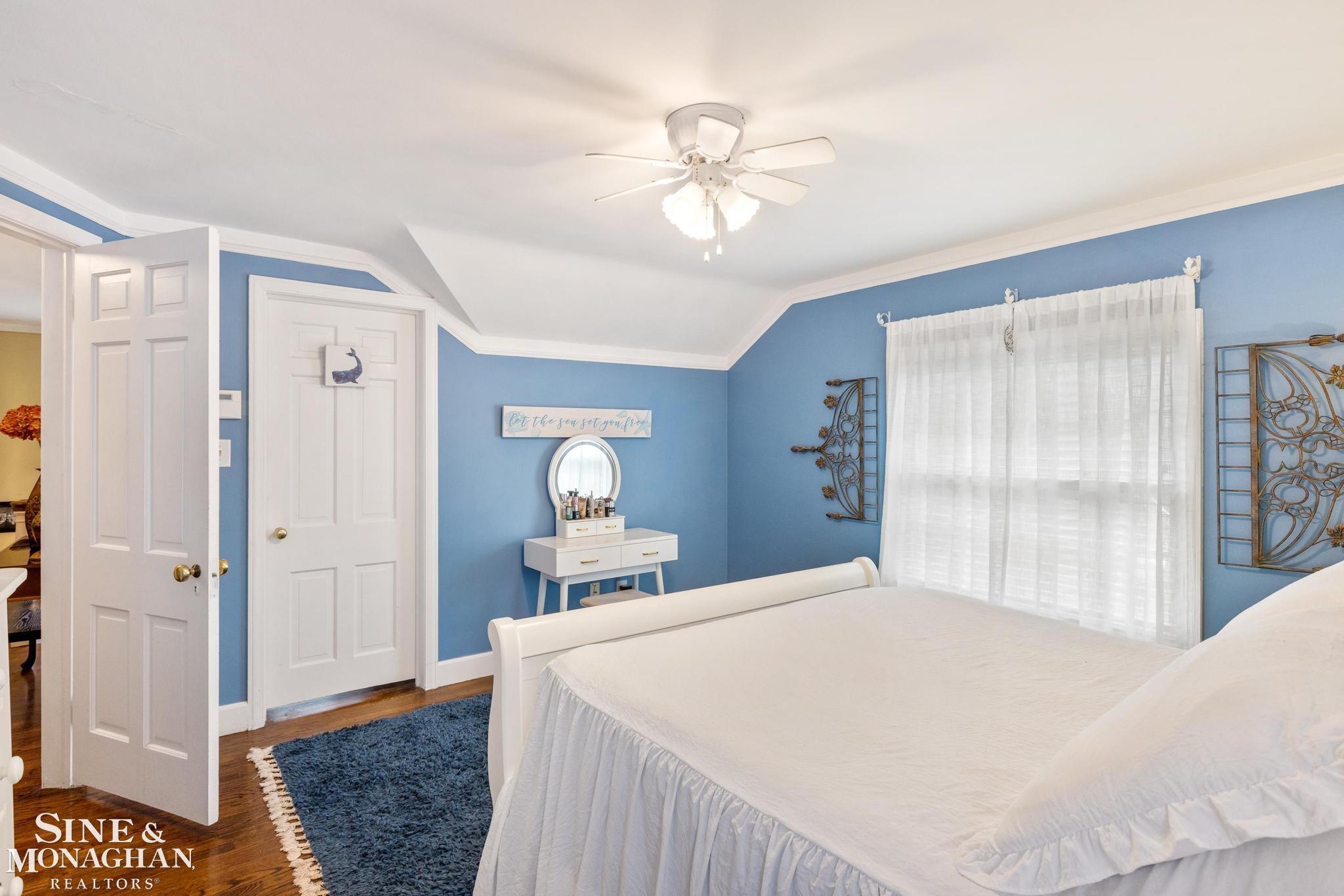 280 Merriweather Road Grosse Pointe, MI 48236 - Photo 17 of 36 50113617-16.JPG