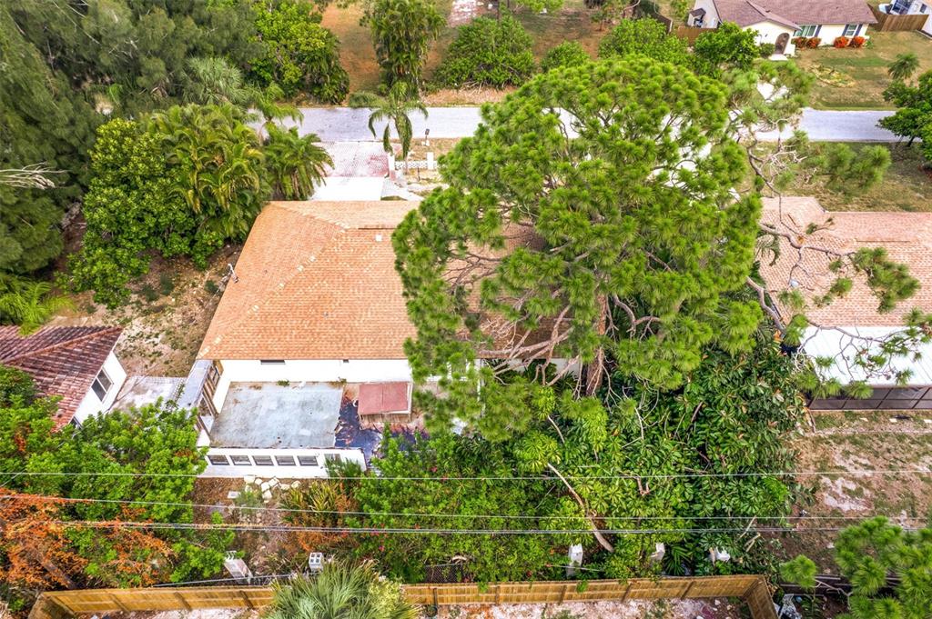 887 Leeward Road Venice, FL 34293 - Photo 8 of 38