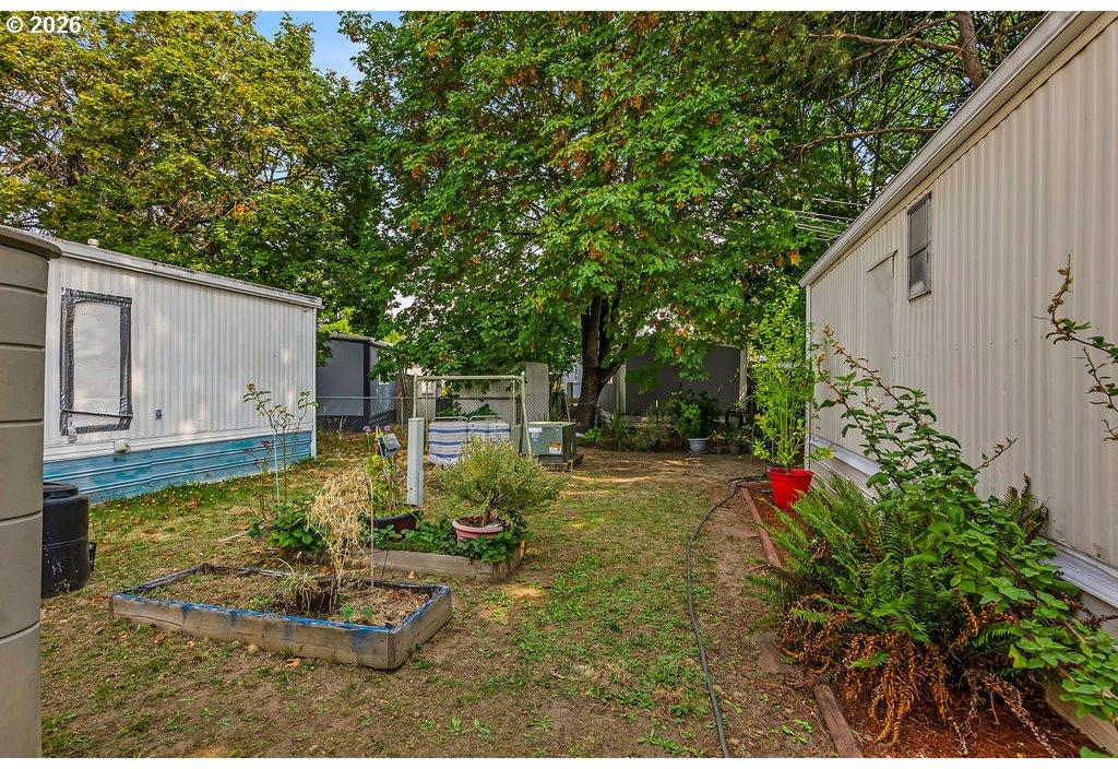 1901 Southeast Minter Bridge Road, Unit 55 Hillsboro, OR 97123 - Photo 31 of 33 Gallery Image 31