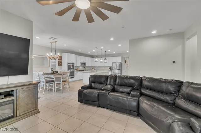 $629,990 | 119 Mosso Niente Place, Henderson, NV 89011