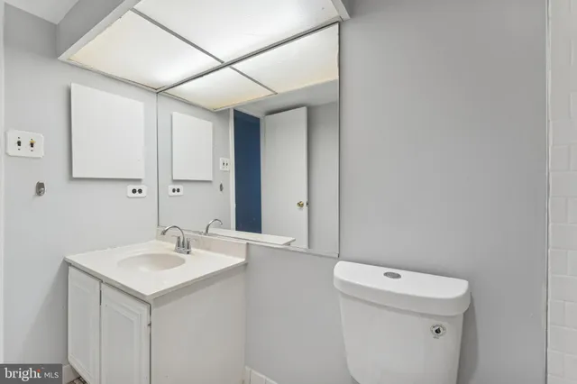 $119,900 | 6100 Westchester Park Drive, Unit 520, College Park, MD 20740