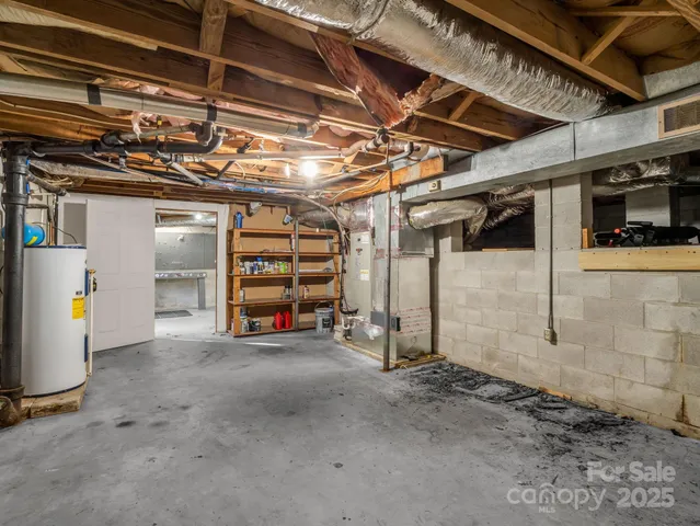 a view of a yard with trees