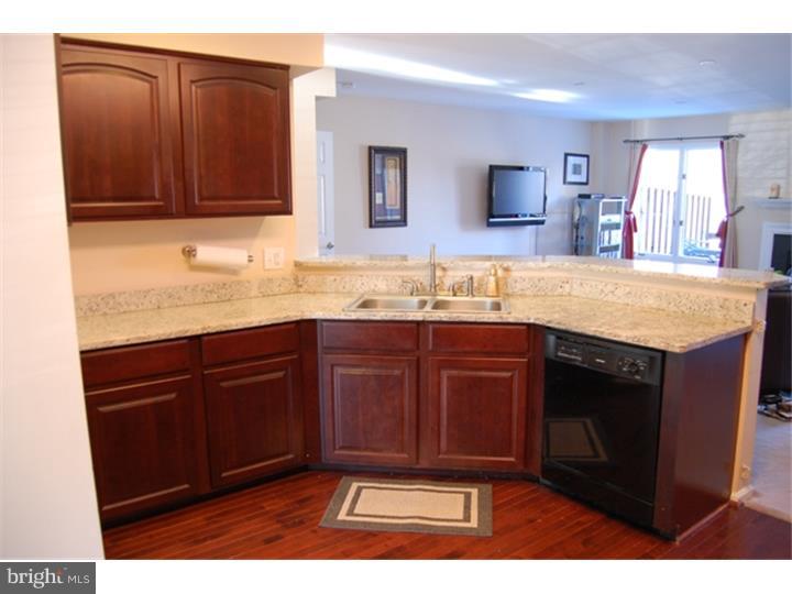 297 Fox Run Exton, PA 19341 - Photo 4 of 20 Kitchen