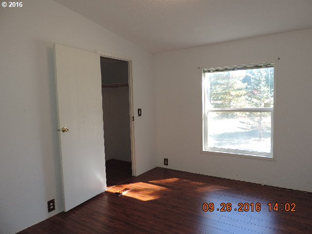 121 Meadow Crest Road Carson, WA 98610 - Photo 14 of 21 Bedroom
