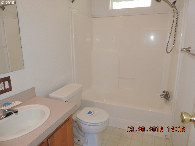 121 Meadow Crest Road Carson, WA 98610 - Photo 21 of 21 Bathroom