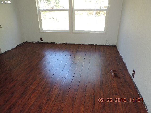 121 Meadow Crest Road Carson, WA 98610 - Photo 8 of 21 Dining Area
