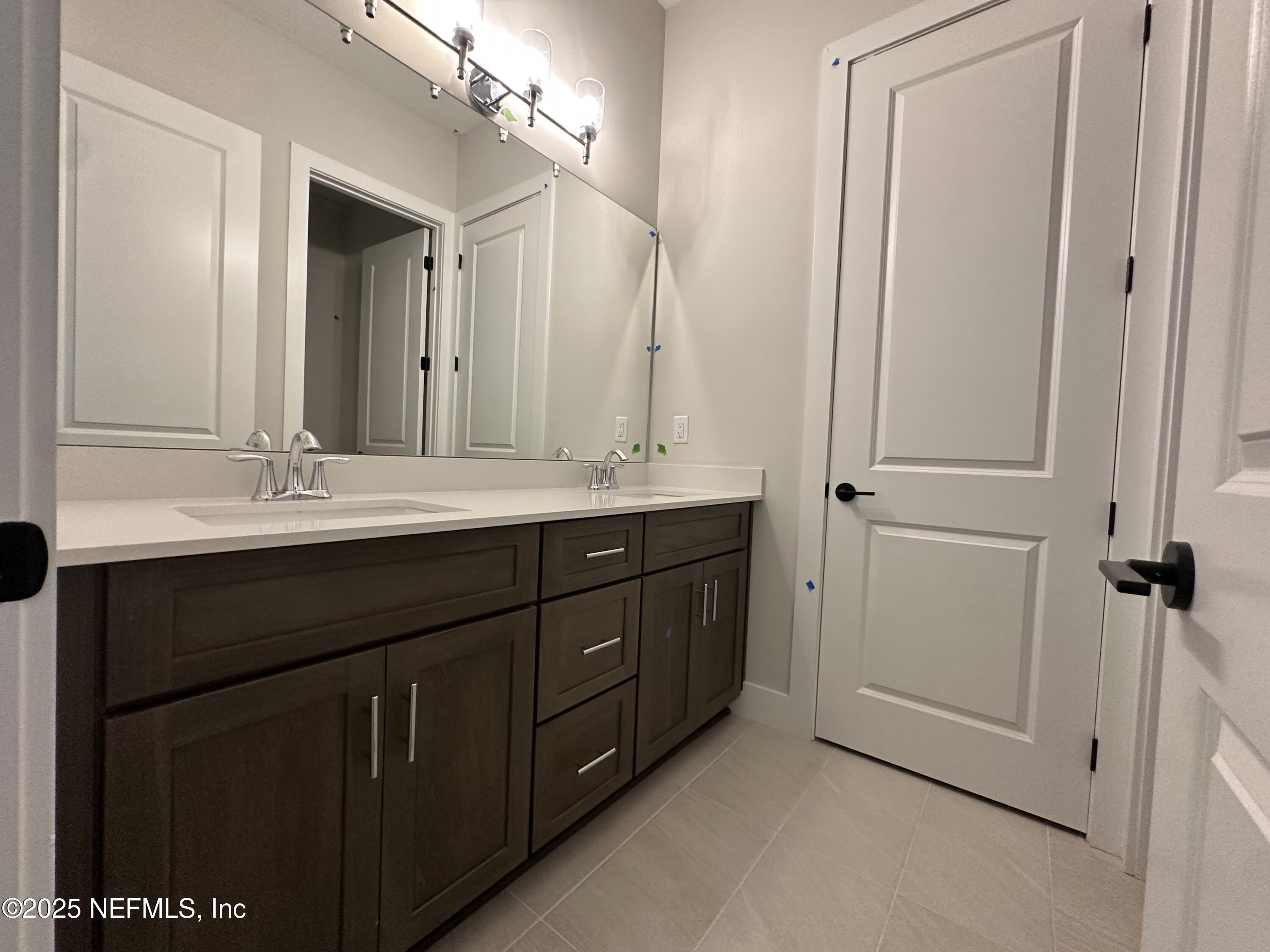 809 Brandywine Court St. Augustine, FL 32086 - Photo 27 of 63 Bathroom 2