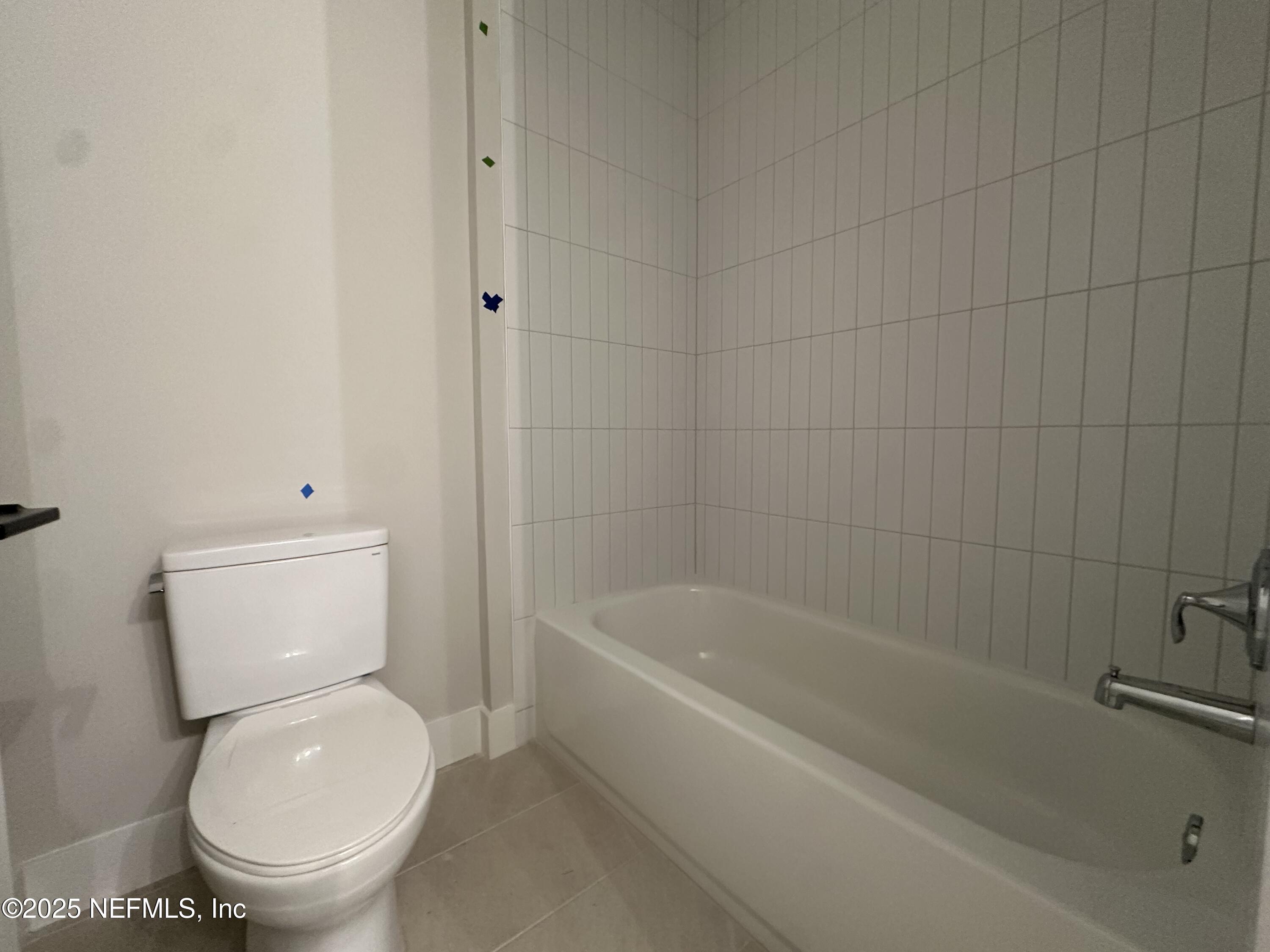 809 Brandywine Court St. Augustine, FL 32086 - Photo 28 of 63 Bathroom 2