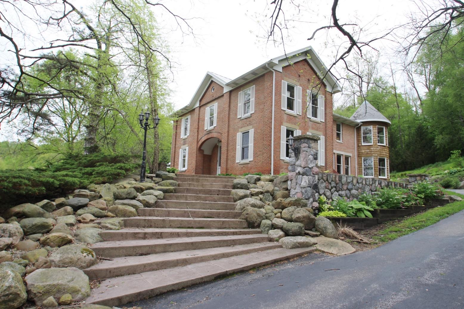 2821 South Old St Road Wabash, IN 46992 - Photo 1 of 32 Gallery Image 1