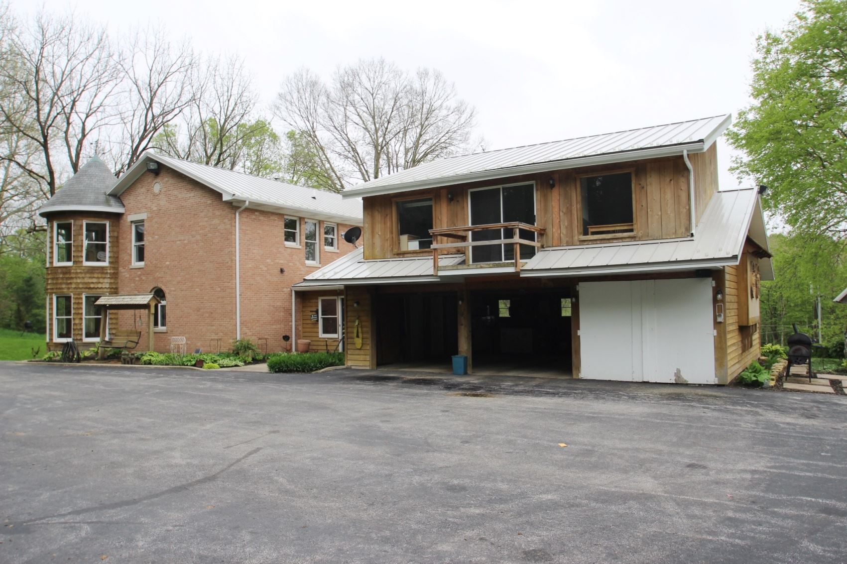 2821 South Old St Road Wabash, IN 46992 - Photo 4 of 32 Gallery Image 4