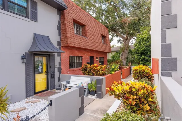 $299,000 | 625 North Halifax Avenue, Unit 23, Daytona Beach, FL 32118