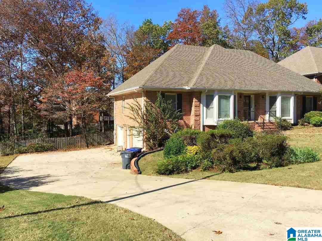 125 Newgate Road Alabaster, AL 35007 - Photo 2 of 37