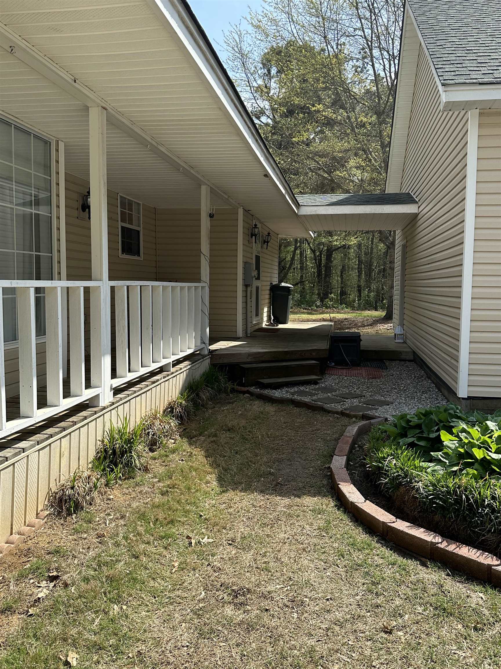 1820 North Red Banks Road Red Banks, MS 38661 - Photo 3 of 24 Gallery Image 3